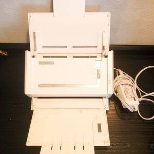 Fujitsu ScanSnap S1500M Scanner